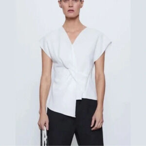 ZARA Black front knot Top, back zip closure. Medium.